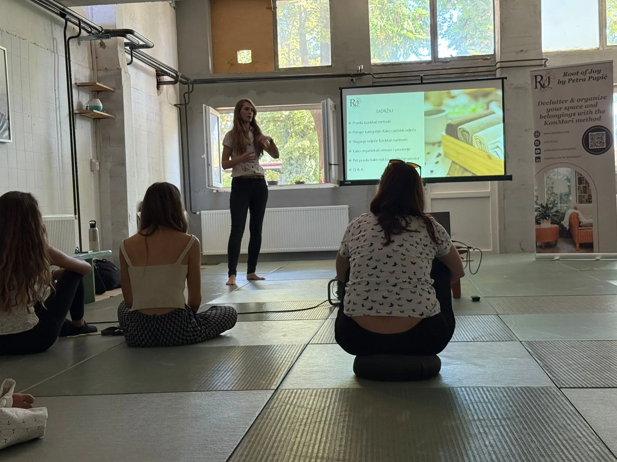 A KonMari® workshop on the tatami at the Japanese Culture Festival in Dojo66, Zagreb